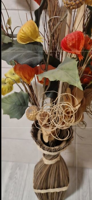 Flori decor in vază artizanala