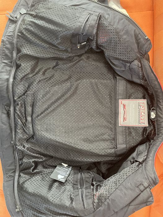 Дамско кожено яке за мотор