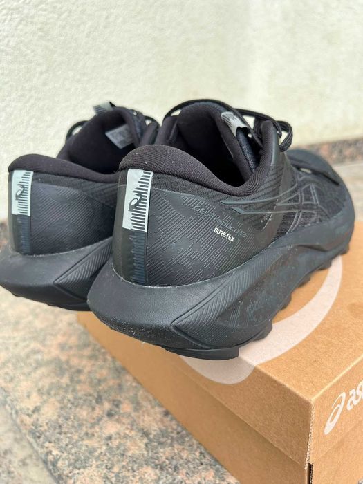 ASICS GEL-Trabuco 13 GTX — negru, mărimea EU 40.5 (US 9 / UK 7 / 25,75 cm)