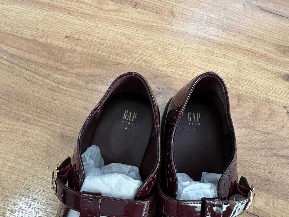 Детские туфли GAP Kids T-Strap Loafers — новые