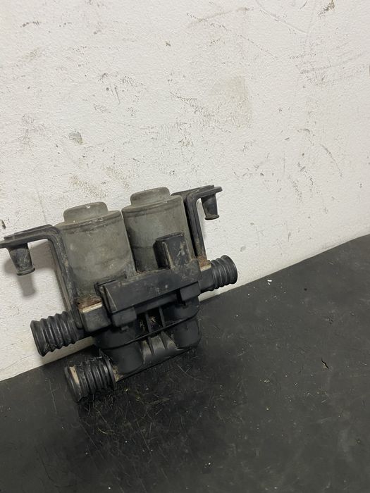 Pompa recirculare apa BMW X5 E53 3.0d 218cp 184 cp 837499