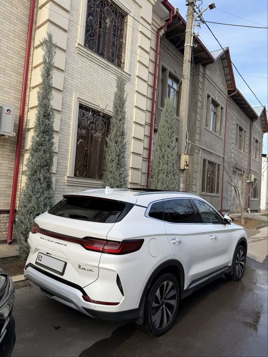 605 kmli Champion sotiladi ideal