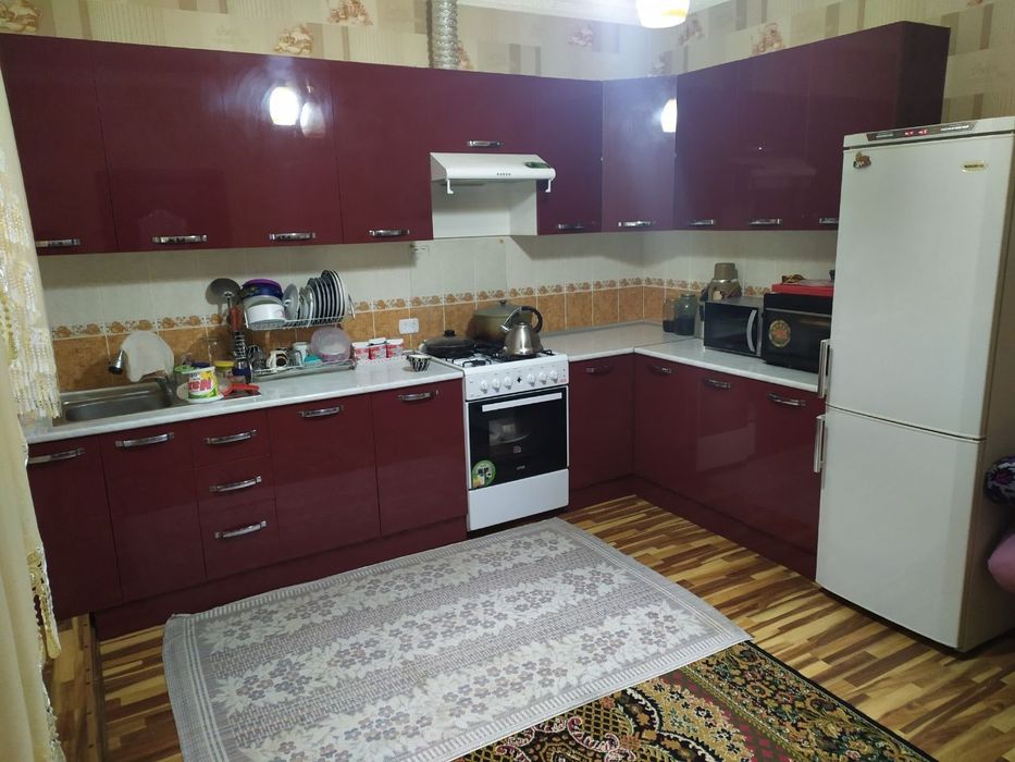 Uy sotiladi qorabog'da xovli