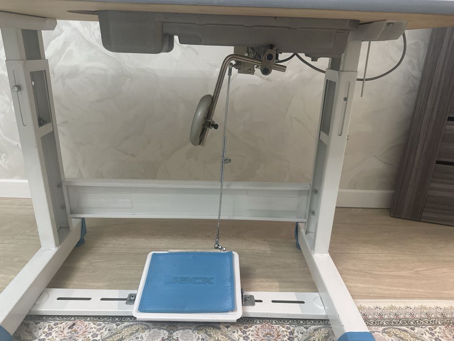 Швейные машина JACS A4