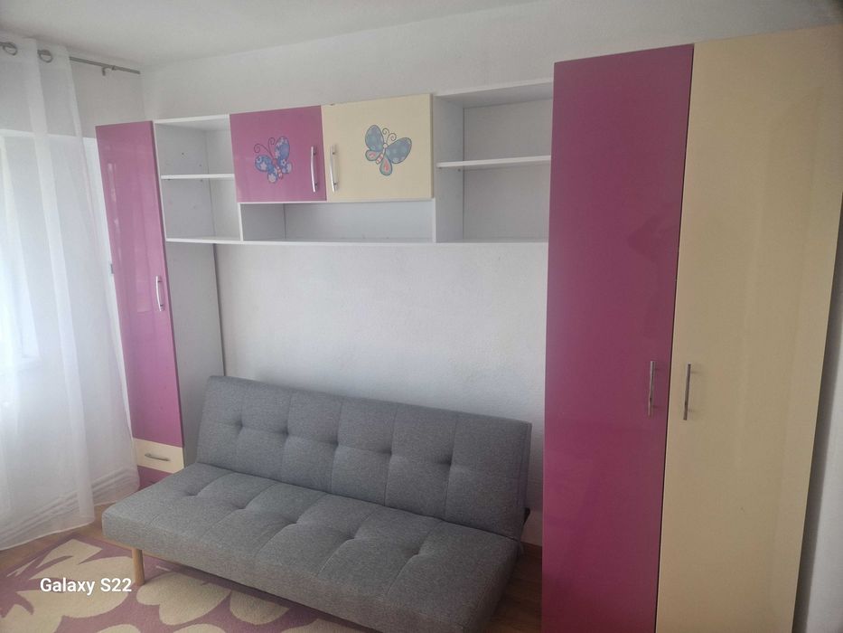 Închiriez apartament cu 3 camere in Bistrița