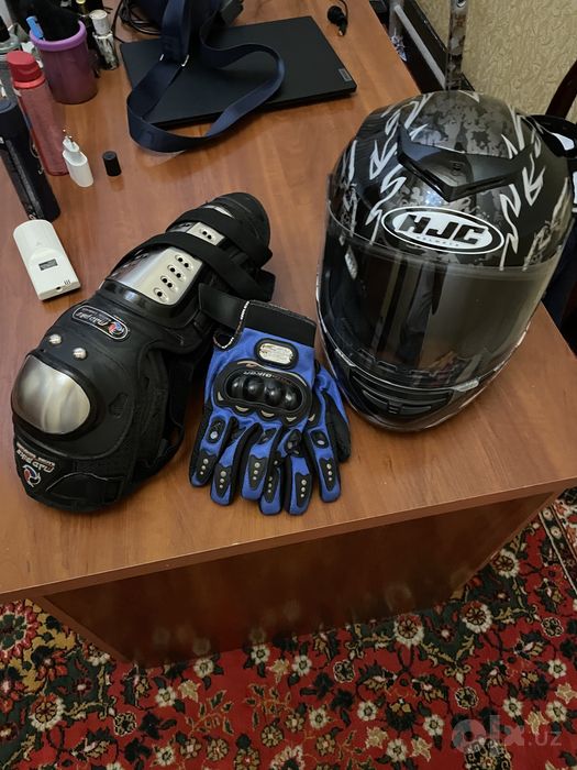 Мото Шлем 200$.
