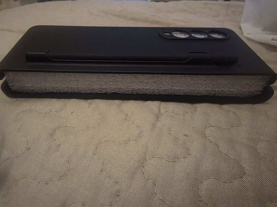 Husa Samsung Galaxy Z Fold 5 and Z Fold 3