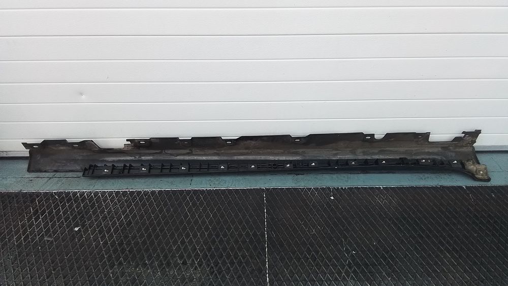 prag stanga bmw seria 5 (2010-2017) [f11] 3.0 motorina 2012