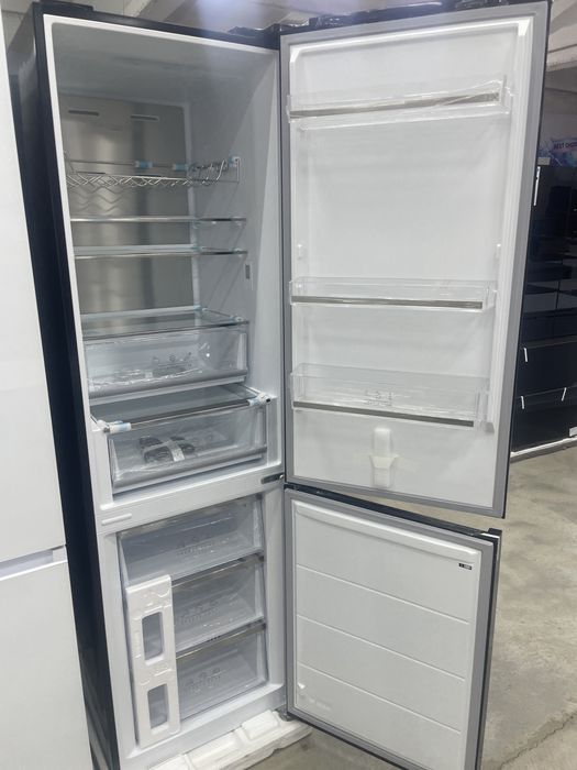 Продам Холодильник BLESK BL-500FXIN BLACK