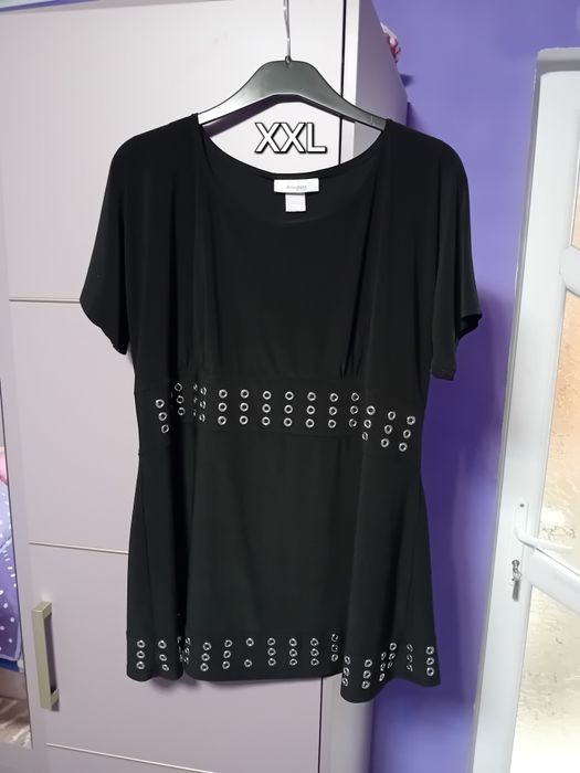 Vand haine pentru femei