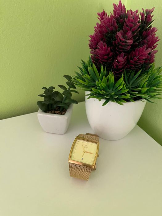 Стилен часовник OBAKU