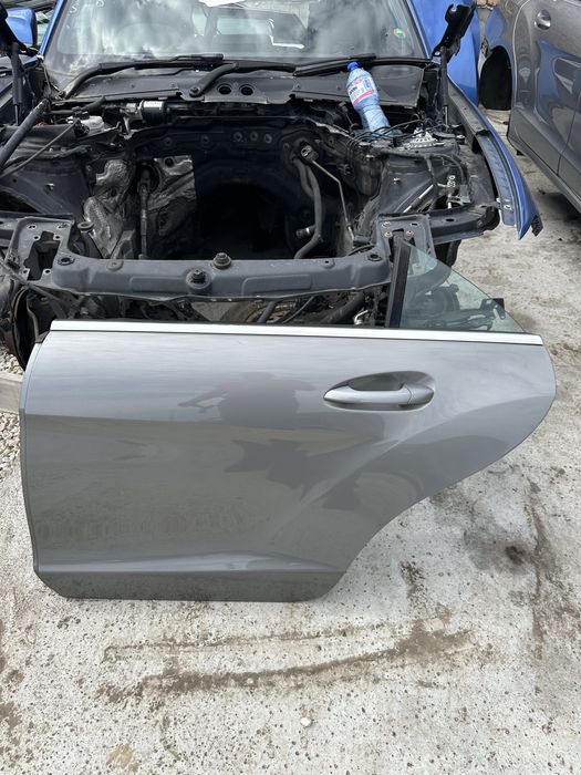 Врата Mercedes benz CLS W218 врати мерцедес цлс в218 предна задна лява