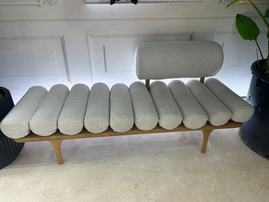 Scafa coafor 1000 lei