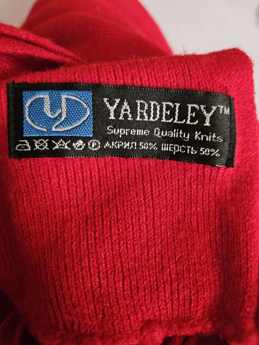 Продам палантин красный