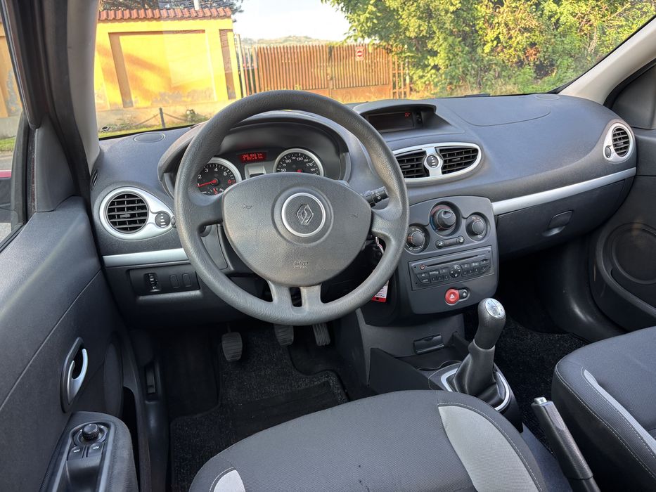 Renault clio 1.2 MPI 2011 euro5 RATE FIXE