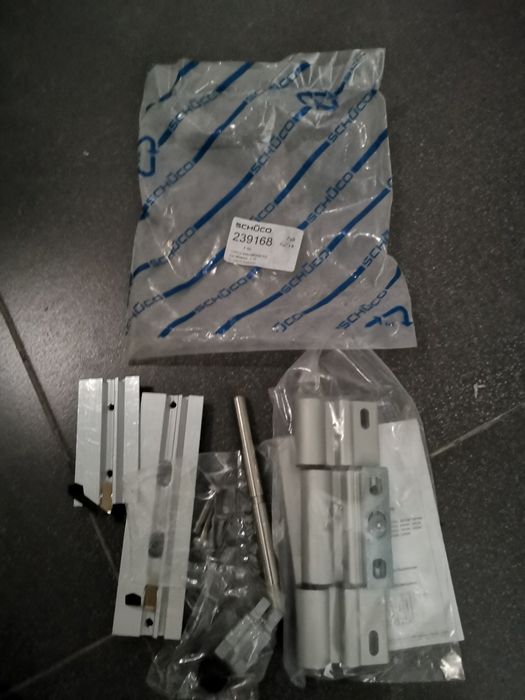 Продам дверные навесы Schuco