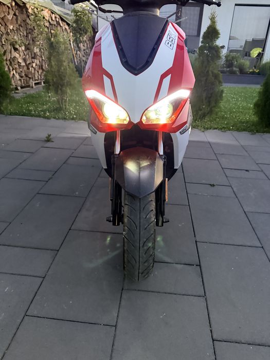 Vand moped 49,6 cm3