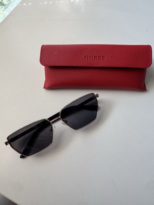 Слънчеви очила Guess