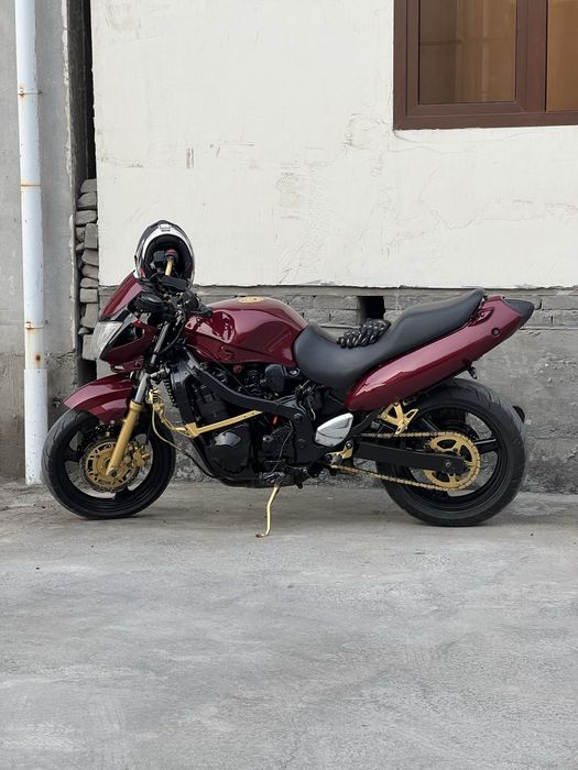 Suzuki gsx f600 sotiladi