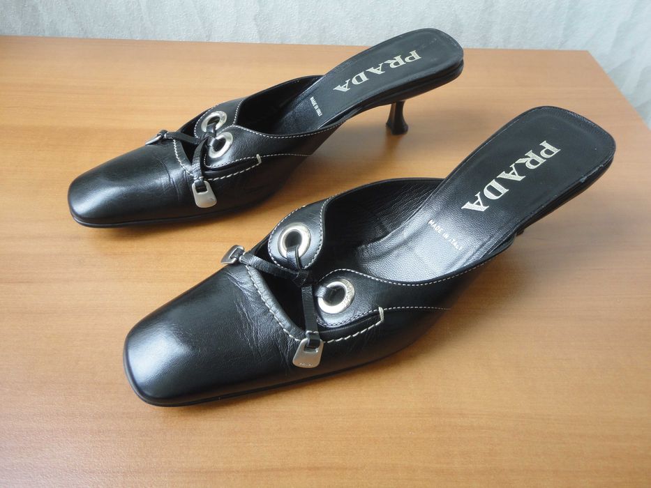 Prada*37,5 размер*дамски чехли