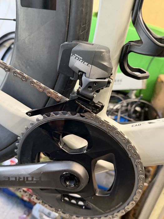 Groupset SRAM Force eTap AXS HRD 2x12
