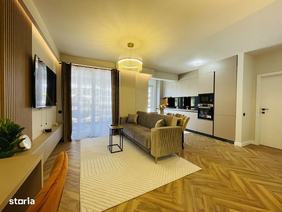 PF vând ap 3 camere Florești, două băi, str Tineretului