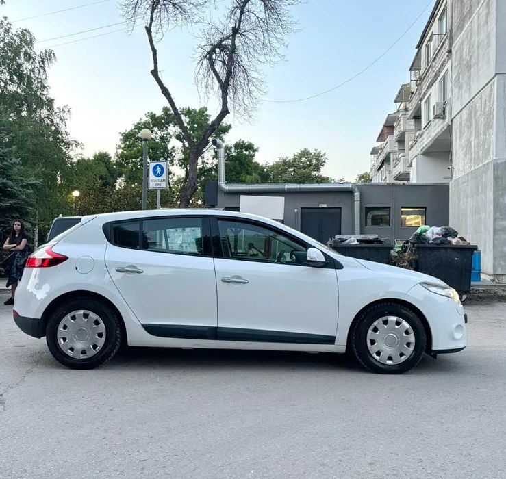 Renault  Megane III  1.5 dCI  нов внoс