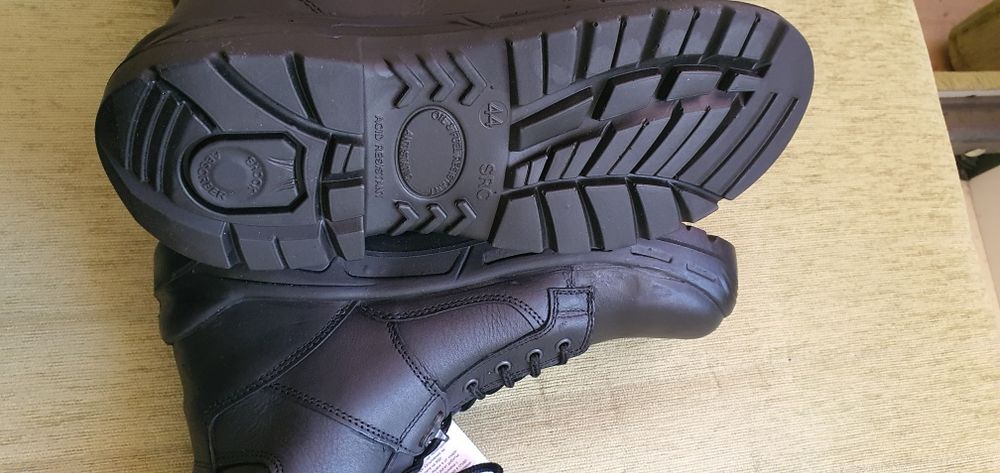 Продавам зимни кубинки  2 чифта