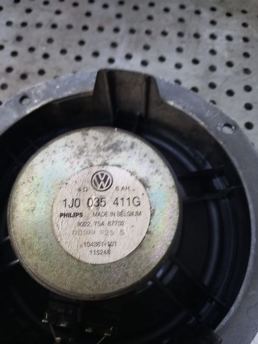 Boxa audio dreapta fata vw golf 4 1j 1j0035411g