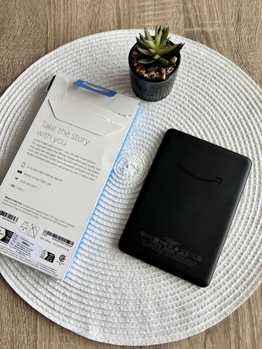 Amazon Kindle 11th gen електронен четец с подсветка БЕЗПЛАТНА ДО