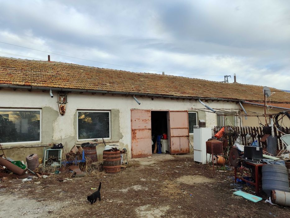 Продава се Къща в с. Смолница, Област Добрич - 250 кв.м за 408 €/кв.м - Снимка #8