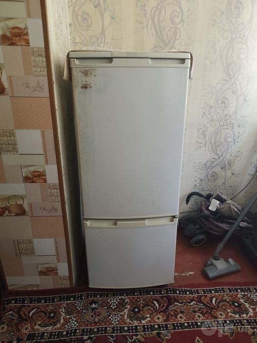Холодильник ,,Бирюса,,продам