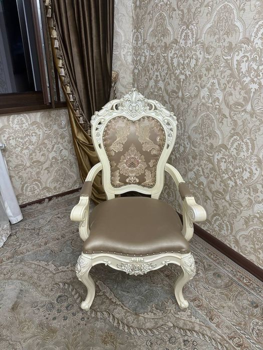 Столы стулья китайские фабричные