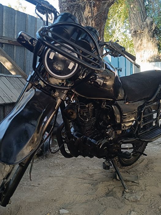 Продам мотоцикл  200 куб