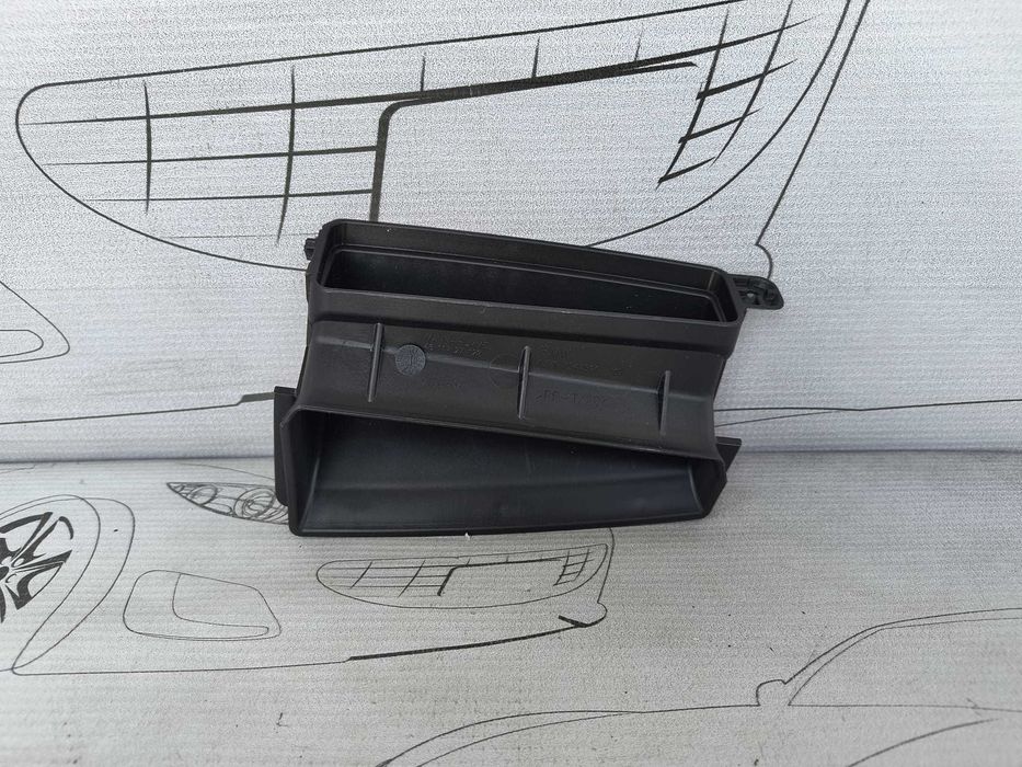 Deflector / Ghidaj Aer Bara Față Dreapta BMW Seria 1 E81 E82 E87 E88 2012 / 2007-2014 Cod OEM 13717547591 (5C2)