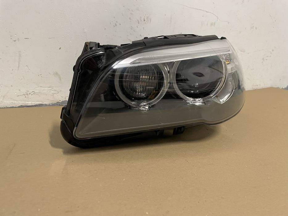 Far Stanga Bi-Xenon Adaptiv BMW 5 F10 F11 Facelift LCi Original
