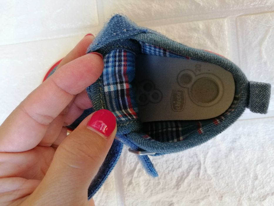 Бебешки/детски обувки.