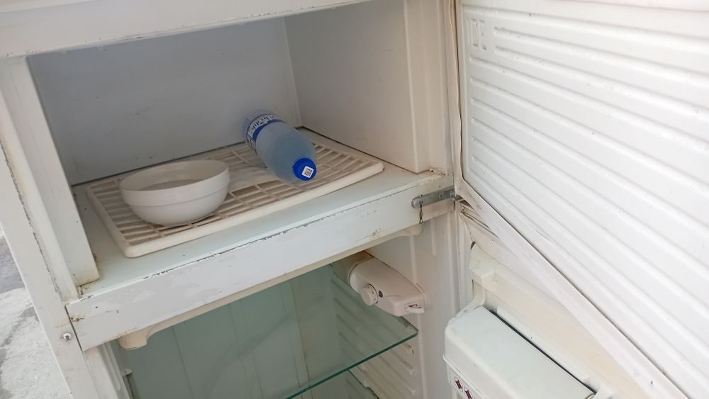 Холодильник сотилади Продам холодильник "SINO 307"