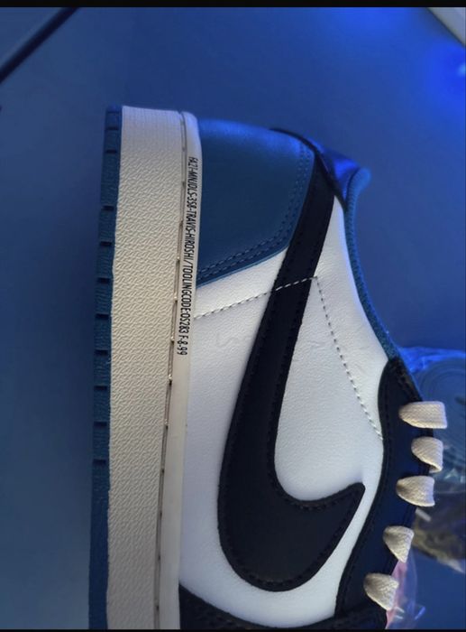 Air Jordan 1 low x Travis Scott x Fragment