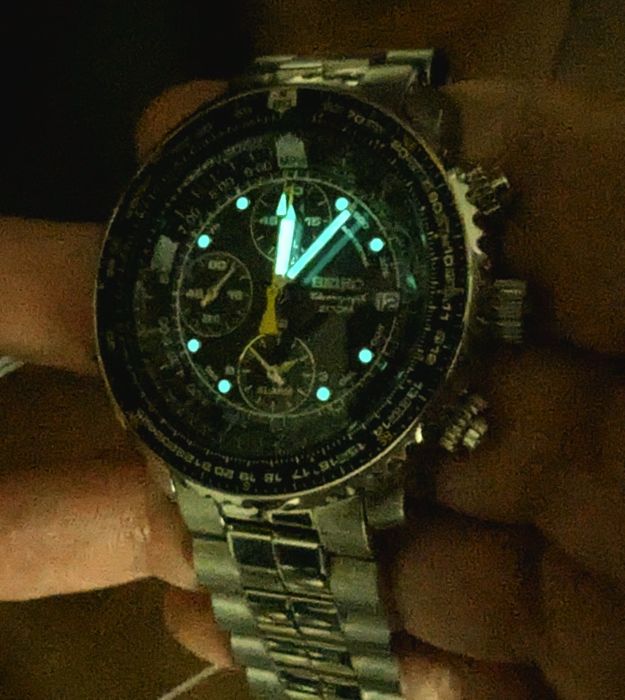 Часовник SEIKO "flightmaster" SNA411