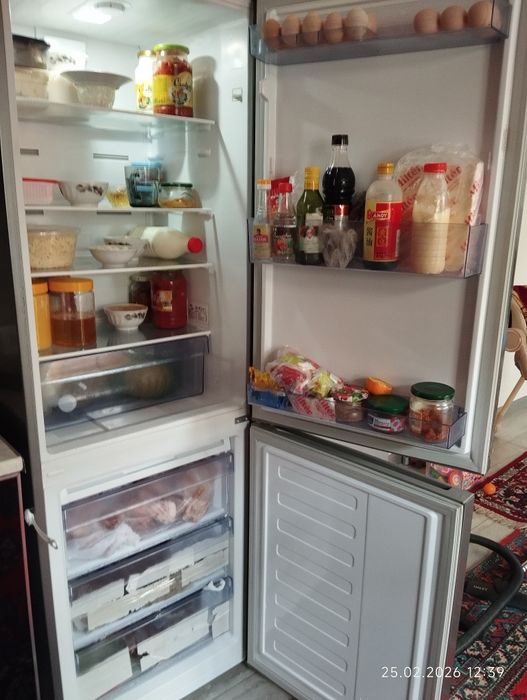 Продаётся холодильник Beko RCNK321K20S No Frost