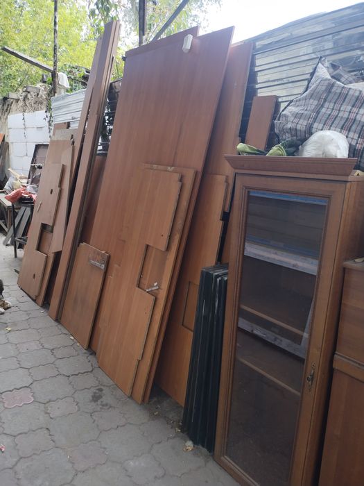 Продам шкафы и несколько ресепшна