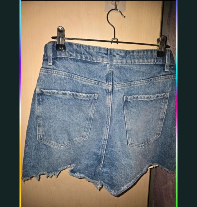 Pantaloni scurți din denim Sinssay, de culoare albastră