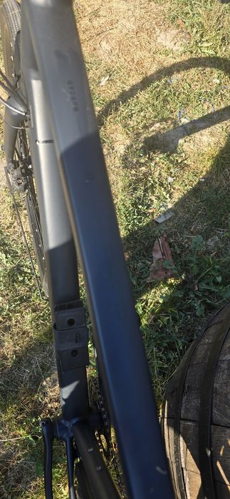Cube Nuroad Pro  XL размер  1х11 скорости Shimano Cues, Хидравлични спирачки .карбонова вилка

859 €

По договаряне