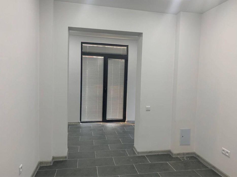 Под Офис на Боткино ор.Капитал банк 88м2