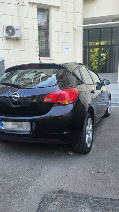 OPEL Astra 2010 — imagine 4