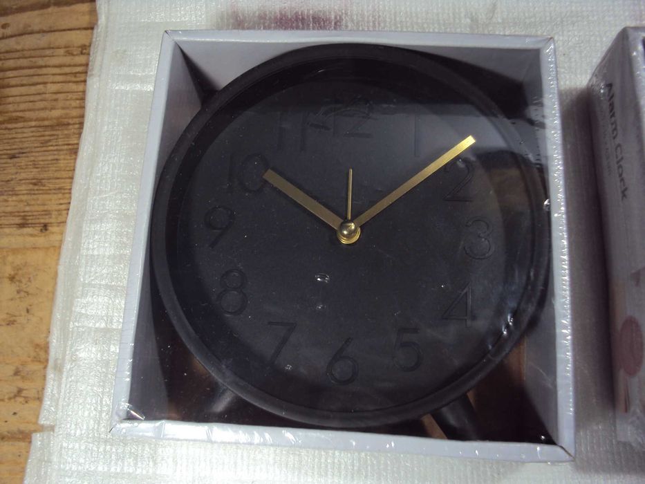 ceas de masă cu alarmă-diferite culori