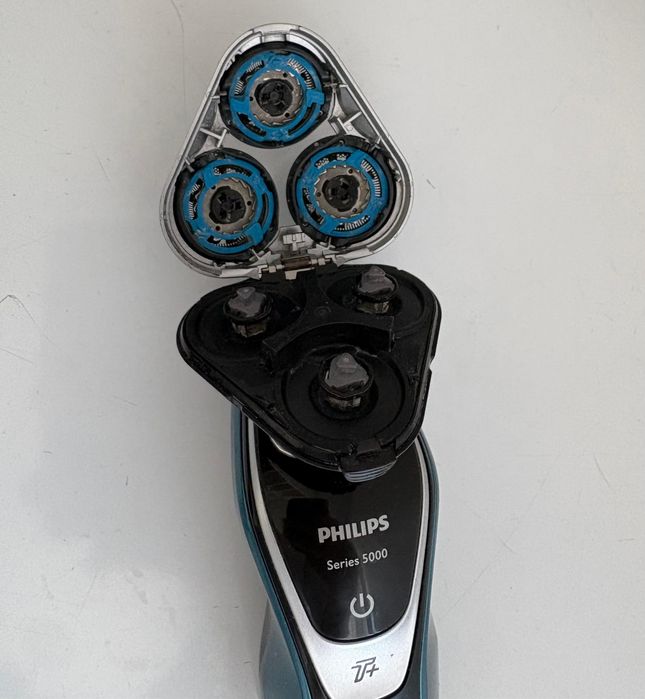 Philips series 5000 электрическая бритыа