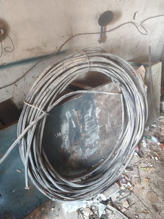 Продаю кабель Аввг3×10