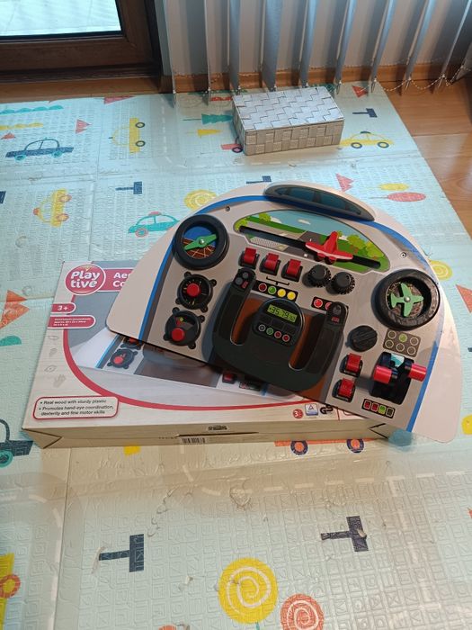 Автомобилно кормило или самолетно табло Лидъл